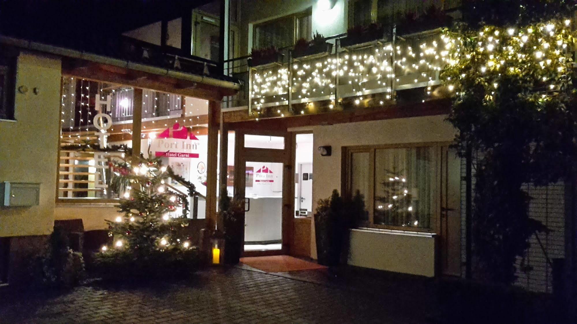 Port Inn Hotel Eichwalde Bagian luar foto